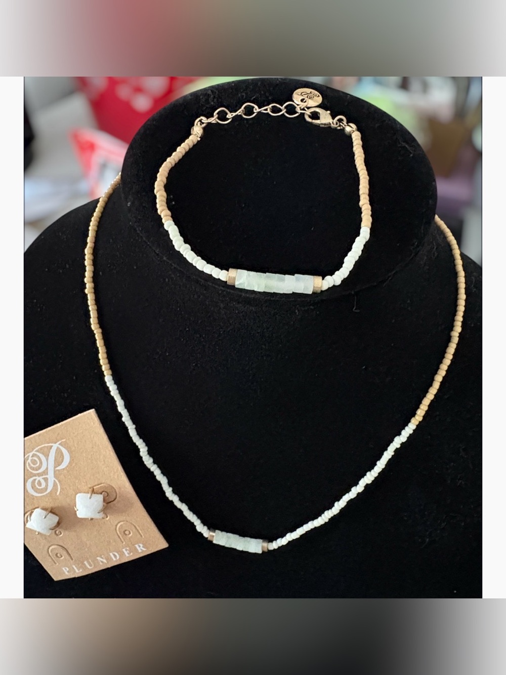 Plunder White & Tan Beaded Necklace and Bracelet PLUS Stud Earrings Set